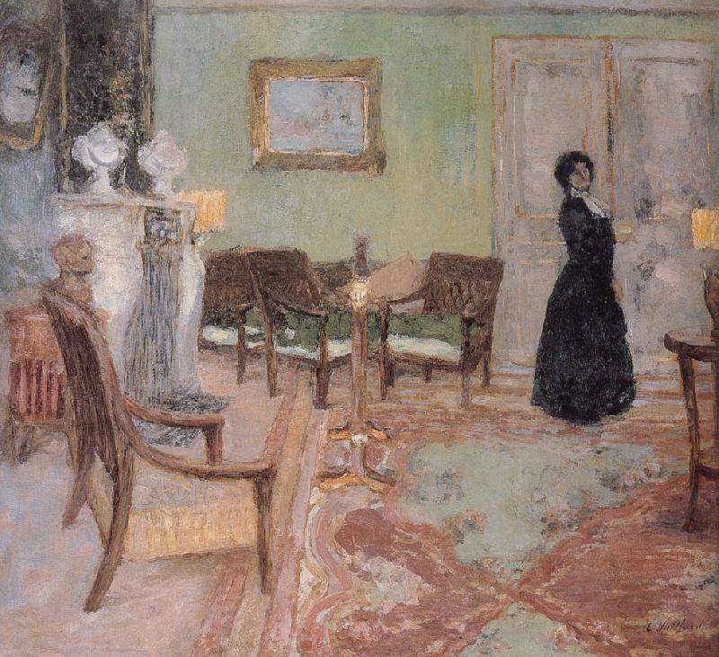 Edouard Vuillard The woman standing in the living room oil painting picture